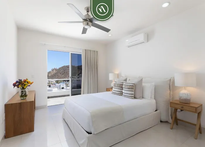 Brand New 3 Bedroom Penthouse - Oceanview Rooftop Pool Apartment Cabo San Lucas