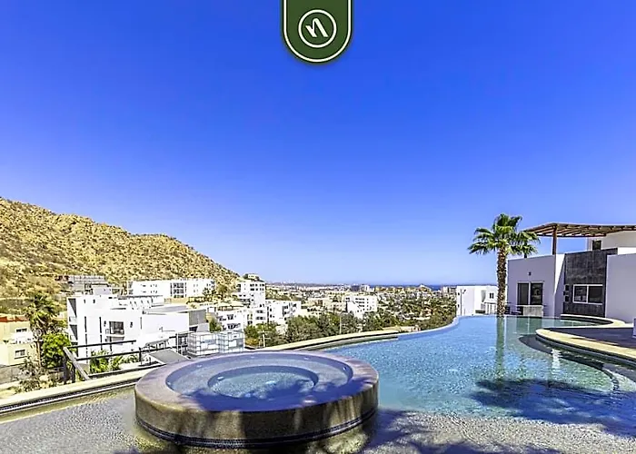 Apartment Brand New 3 Bedroom Penthouse - Oceanview Rooftop Pool *