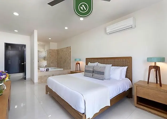 Apartment Brand New 3 Bedroom Penthouse - Oceanview Rooftop Pool