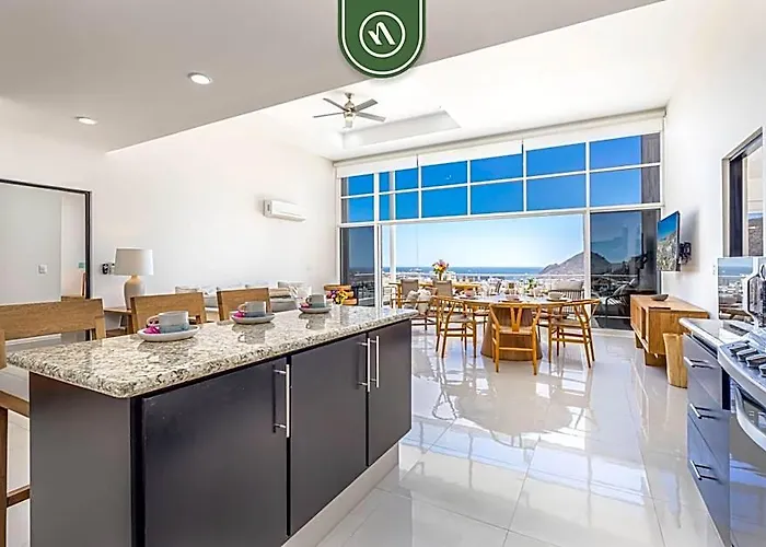 Brand New 3 Bedroom Penthouse - Oceanview Rooftop Pool * Cabo San Lucas